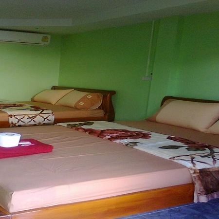 Monludee Guesthouse Ко-Самед Экстерьер фото